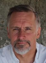 Det brygger opp til krig:  Skjenkestopp og påfølgende massekonkurs vil kunne forårsake massesøksmål mot regjeringen